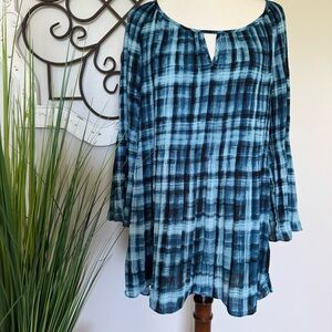 NWT AVENUE Size 18/20 Blue Blouse Top